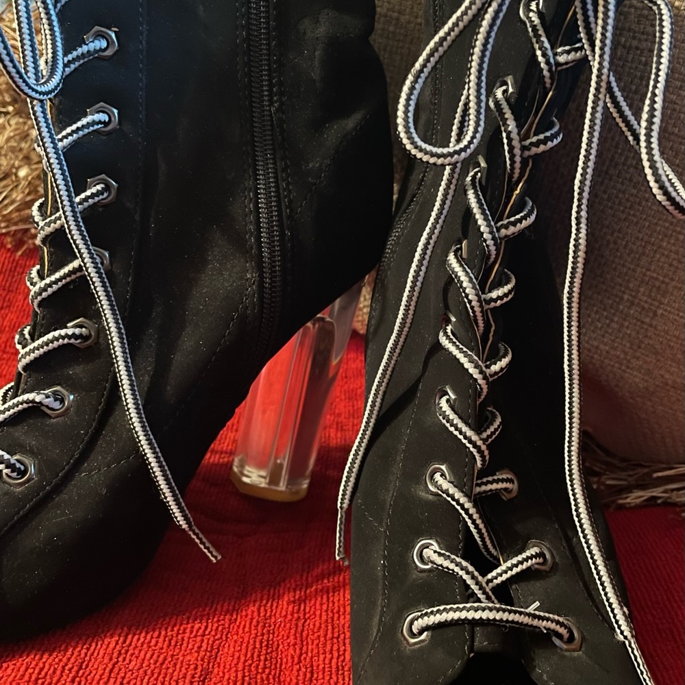 OH SO SEXY SHOES - Picture 12 of 13